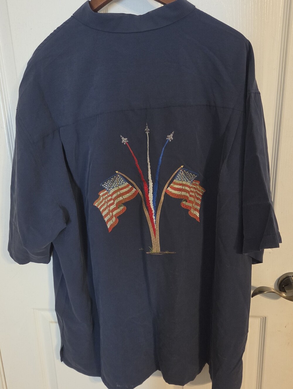 NWT Bamboo Cay Mens Navy Blue USA Flag Air Force Fighter Jets Embroidered Shirt - Picture 3 of 10